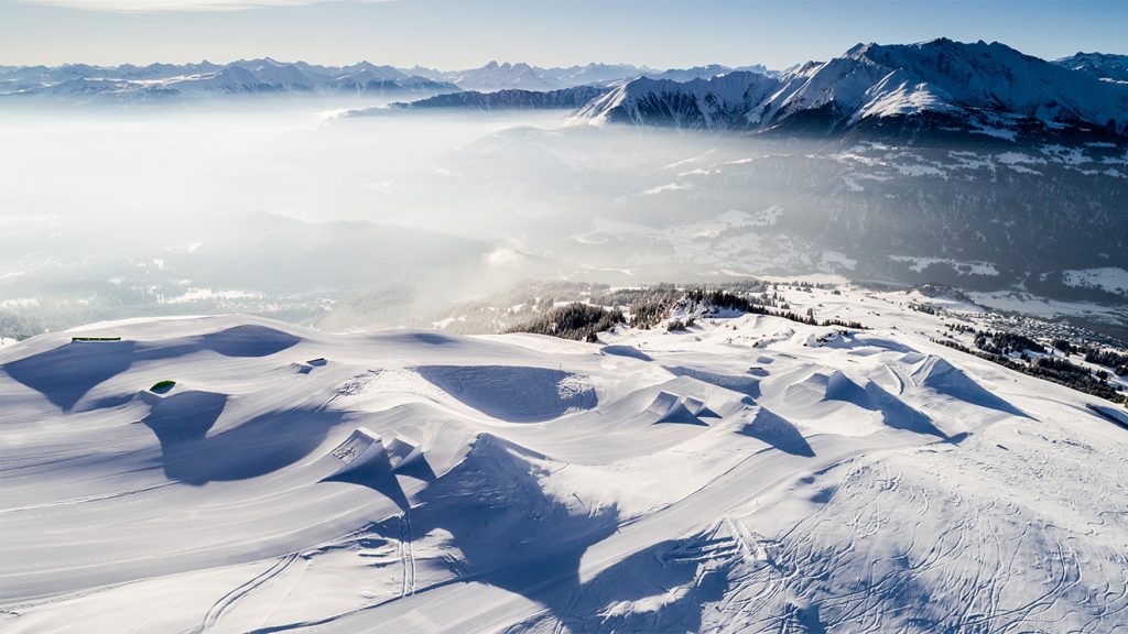 Laax im Kanton Graubünden ist ein Hotspot für für Freestyler und Snowboarder © Laax 