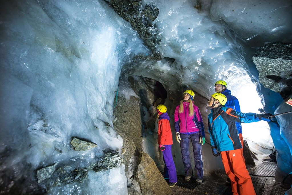 Ein Erlebnis: der „Natur Eis Palast“ am Hintertuxer Gletscher © Zillertaler Gletscherbahn 