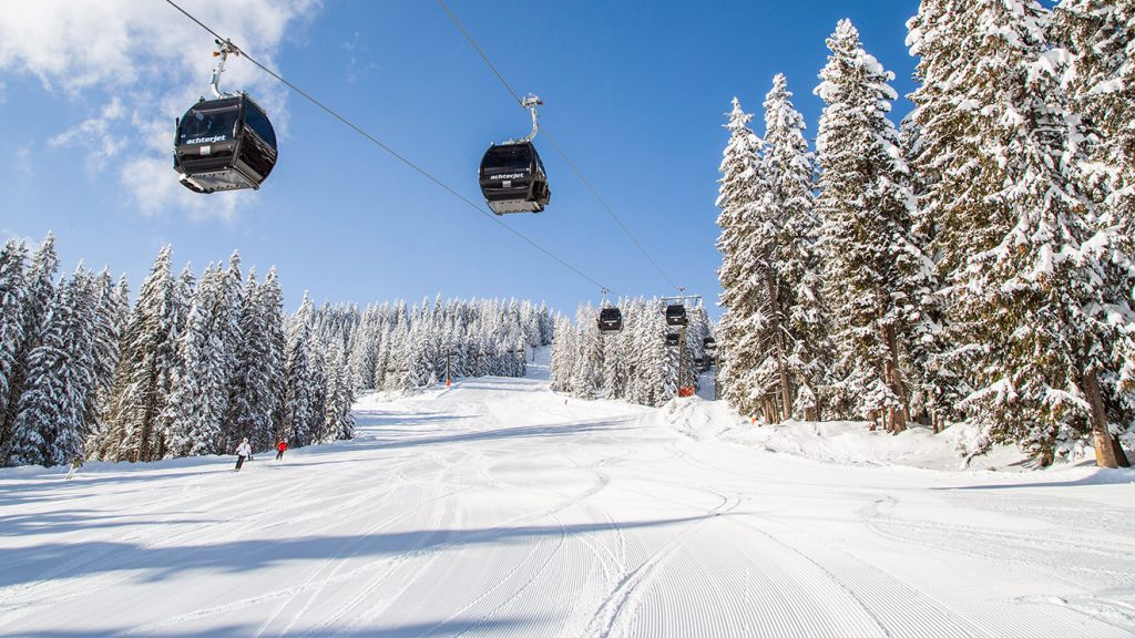 Der Achterjet ist eine von drei Möglichkeiten, ins Skigebiet von Flachau einzusteigen 