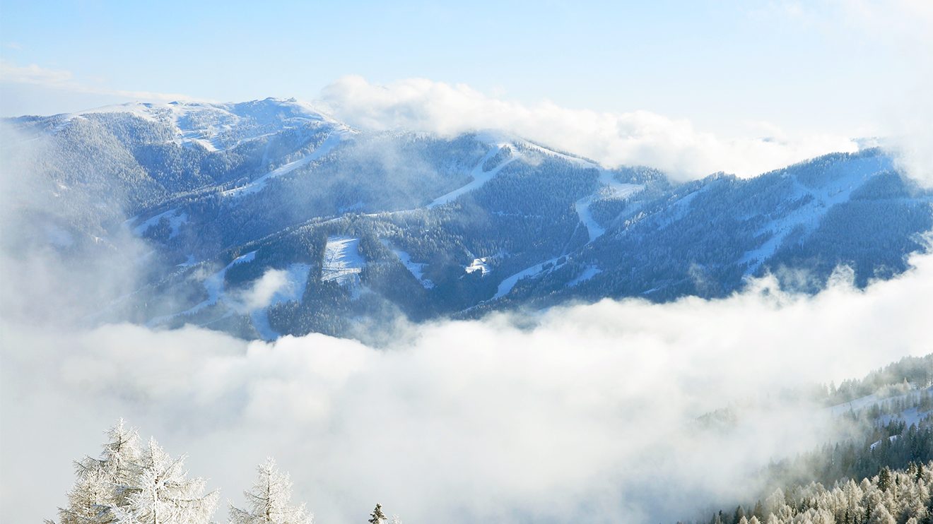 Vom St.-Oswalder Teil des Skigebiets hat man einen wunderbaren Blick auf die Pisten am Strohsack und der auf der Kaiserbug