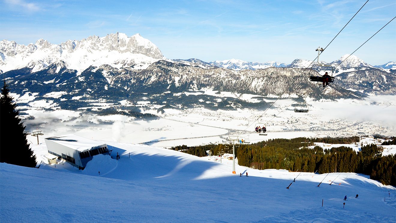 Das ganze Tal öffnet sich von der Bergstation der Penzingbahn © Skiing Penguin