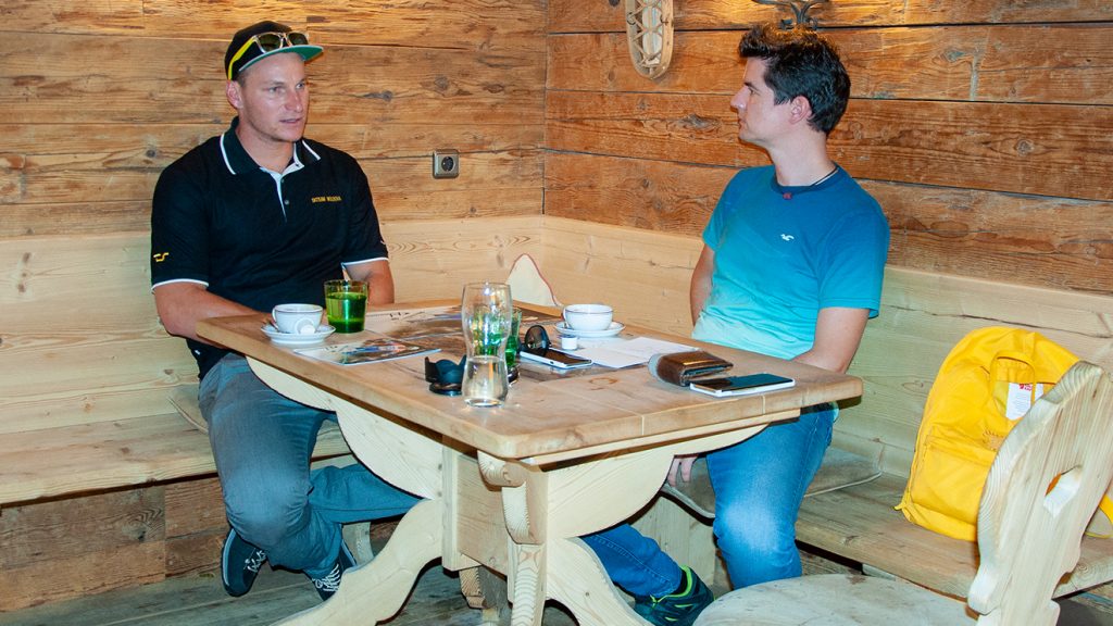 Beim Interview im Rasmushof in Kitzbühel © Skiing Penguin 