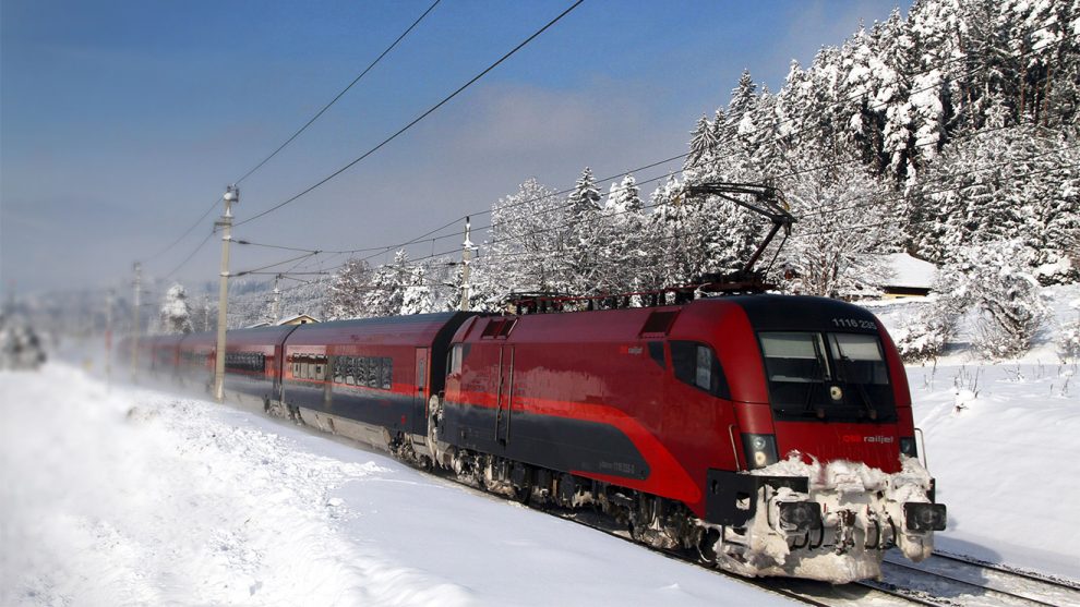 Mit dem Railjet in den Winterurlaub ©ÖBB/Posch