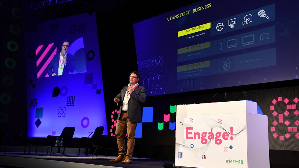 Thomas de Buhr von DAZN bei seiner Keynote © Medientage