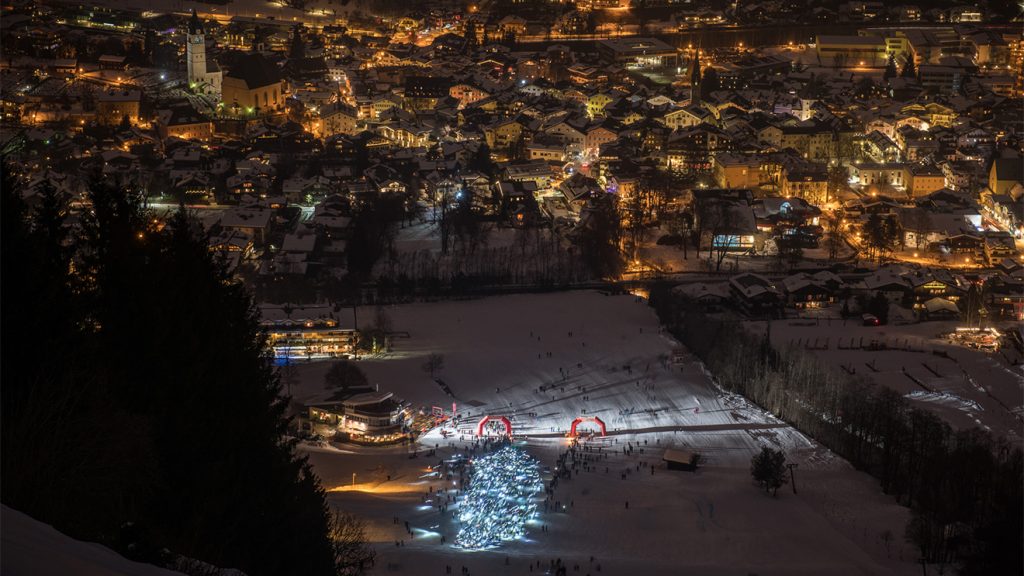 Das Lichtermeer (dank der Stirnlampen) nach dem Start © Michael Werlberger