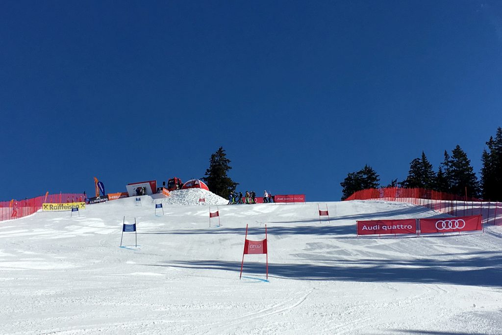 Traumhafte Bedingungen auf der Ochsalm an Renntag 1 © Skiing Penguin