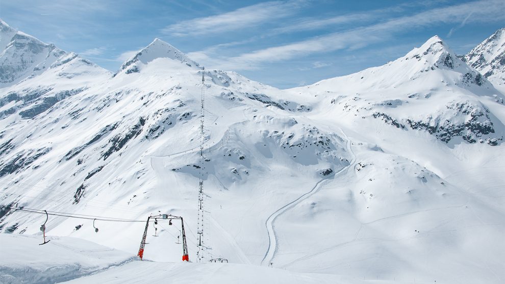 Der 2760 Meter hohe Medelzkopf thront über der Weißsee Gletscherwelt © Skiing Penguin