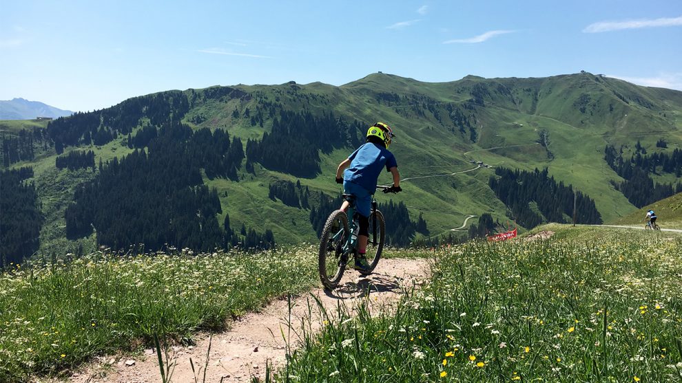 Bike Trail mit Panorama © Skiing Penguin