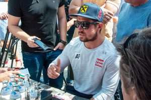 Marcel Hirscher bei seiner "Zukunfts-PK" 2018 © Skiing Penguin