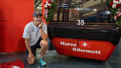 Marco Odermatt mit seiner Gondel